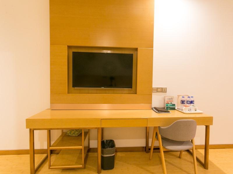 Greentree Inn Suzhou Tai Lake Xukou Town Government Express Hotel Екстер'єр фото